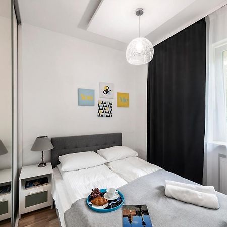 Shortstaypoland Wybrzeze Kosciuszkowskie Varsovia Exterior foto